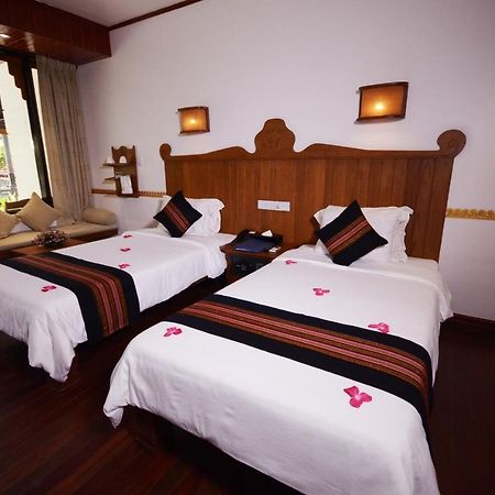 Hotel Amazing Nyaung Shwe Esterno foto