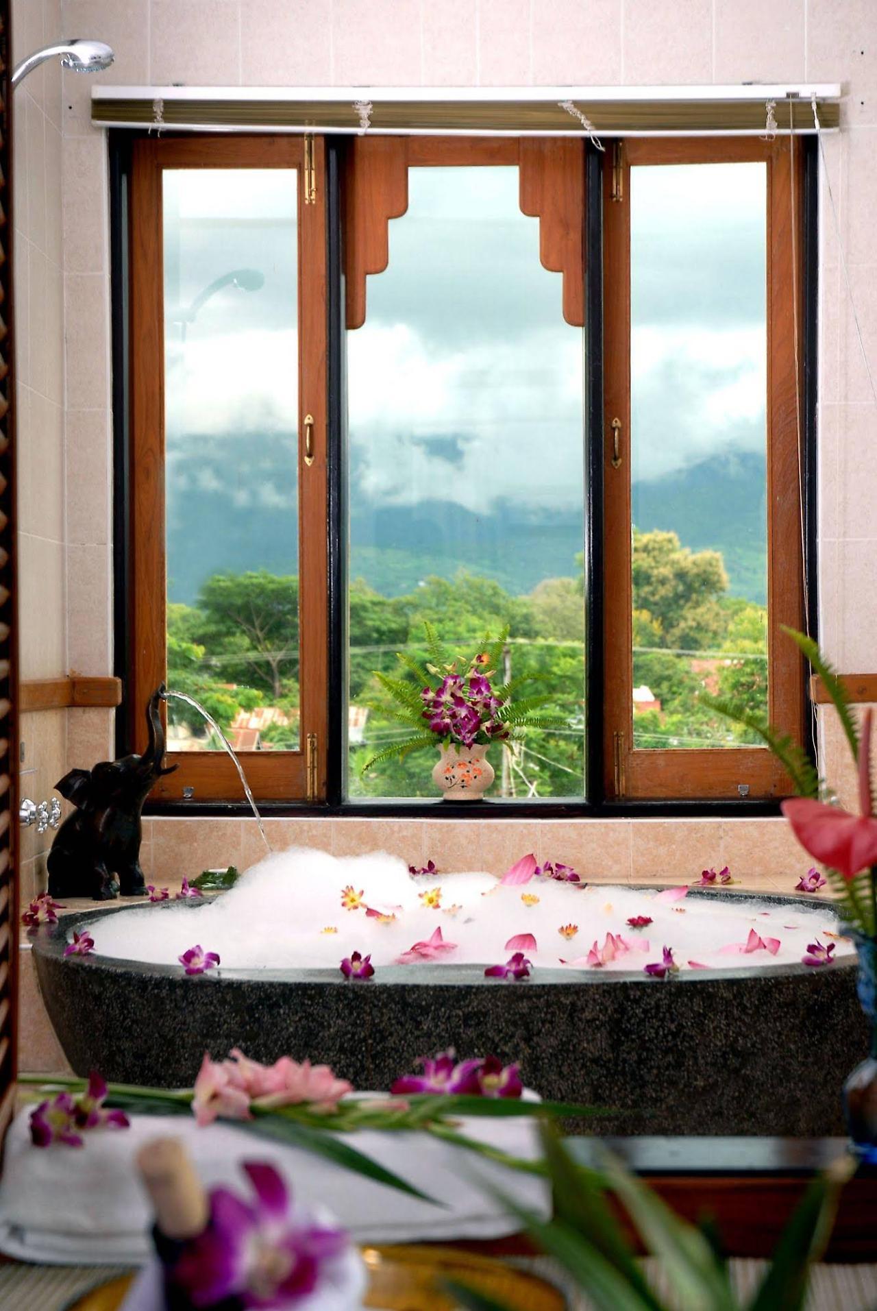 Hotel Amazing Nyaung Shwe Esterno foto
