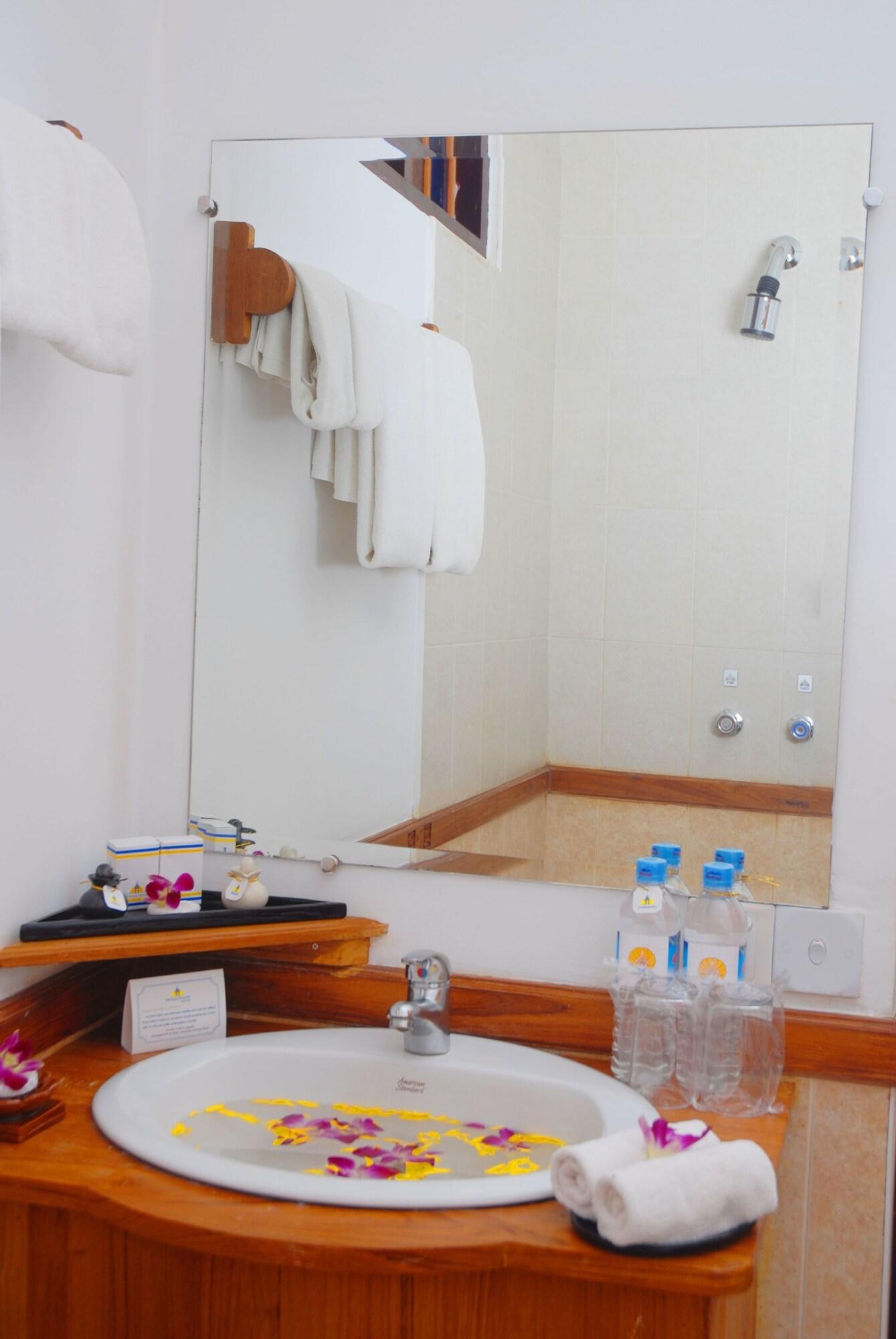 Hotel Amazing Nyaung Shwe Esterno foto