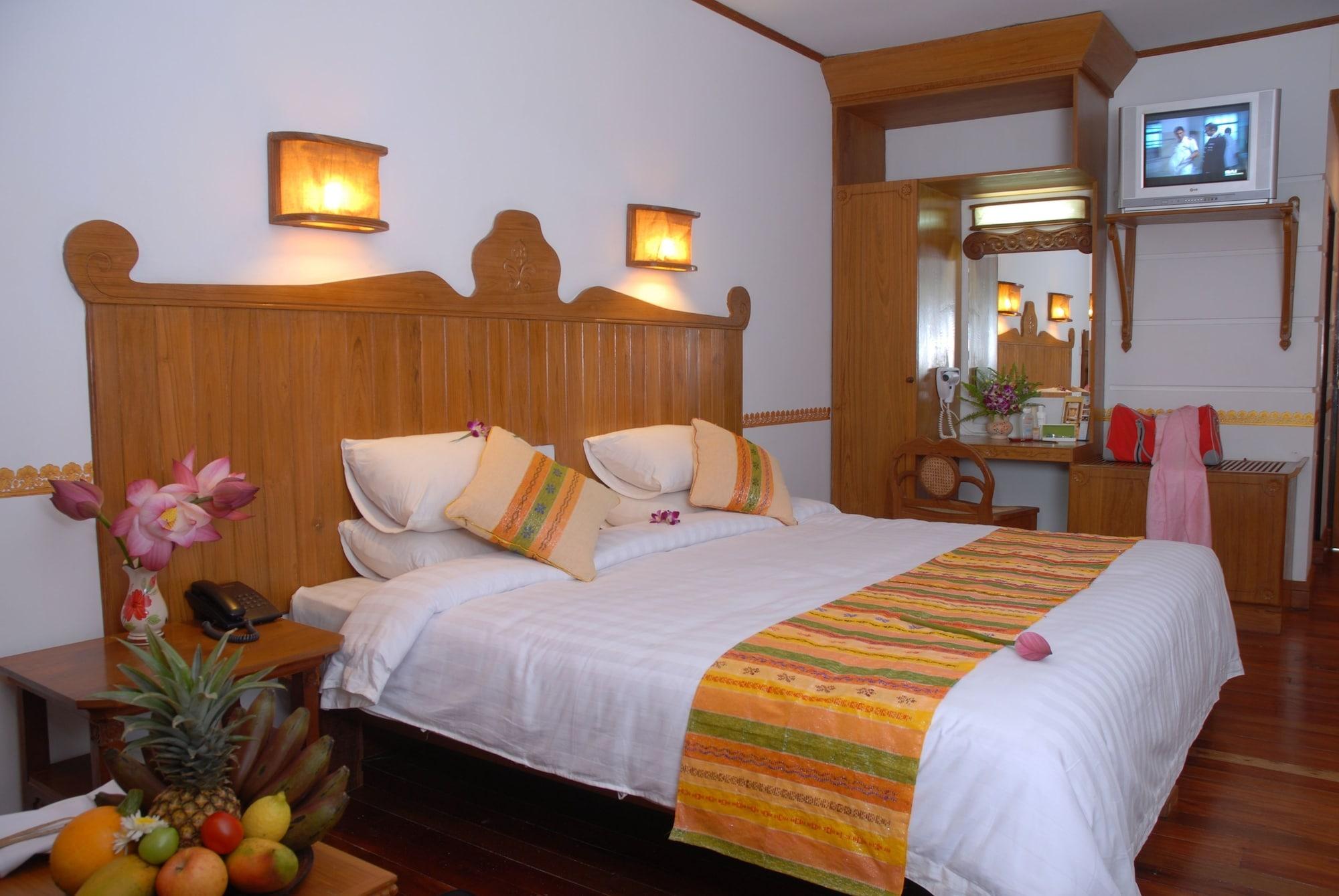 Hotel Amazing Nyaung Shwe Esterno foto