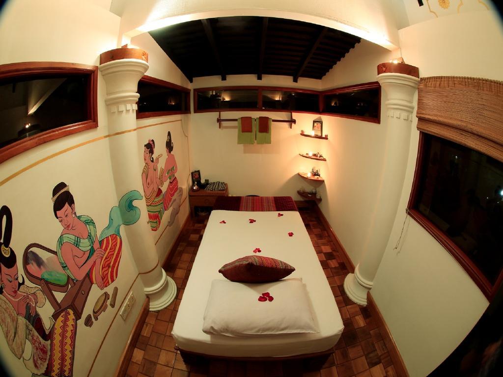 Hotel Amazing Nyaung Shwe Esterno foto