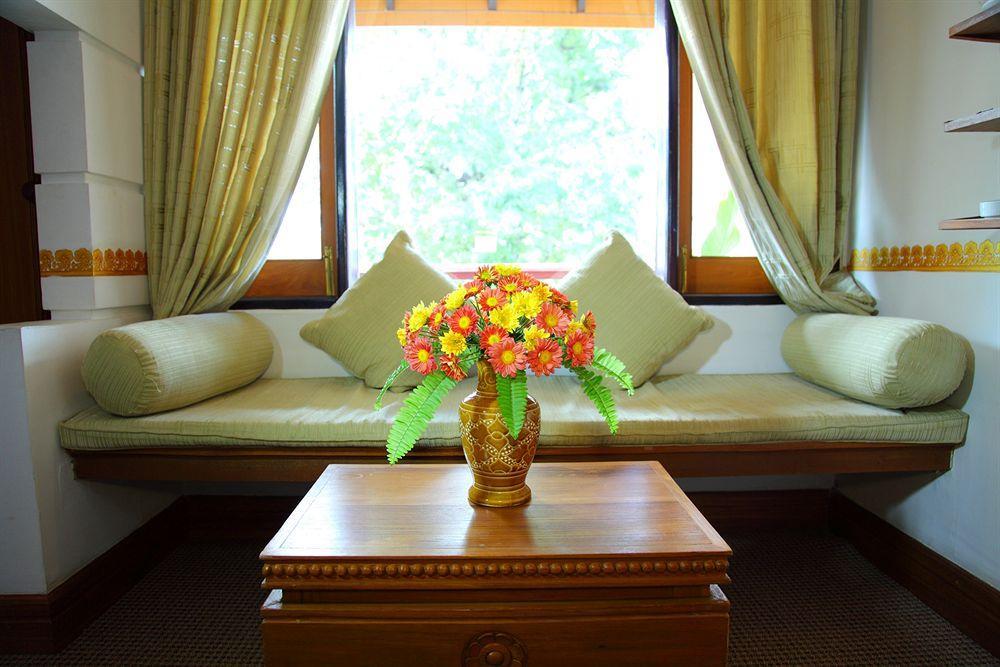 Hotel Amazing Nyaung Shwe Esterno foto