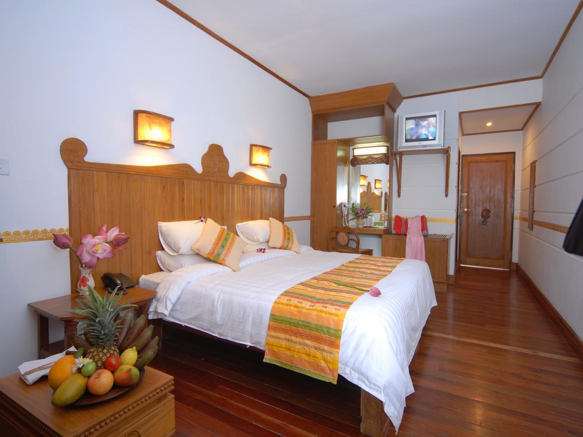 Hotel Amazing Nyaung Shwe Esterno foto