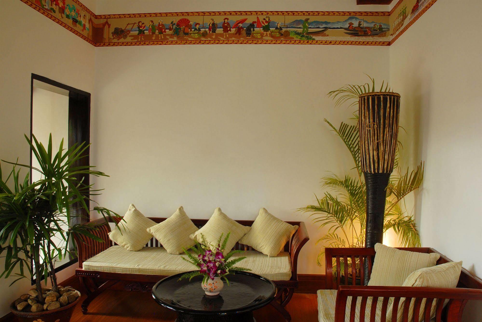 Hotel Amazing Nyaung Shwe Esterno foto