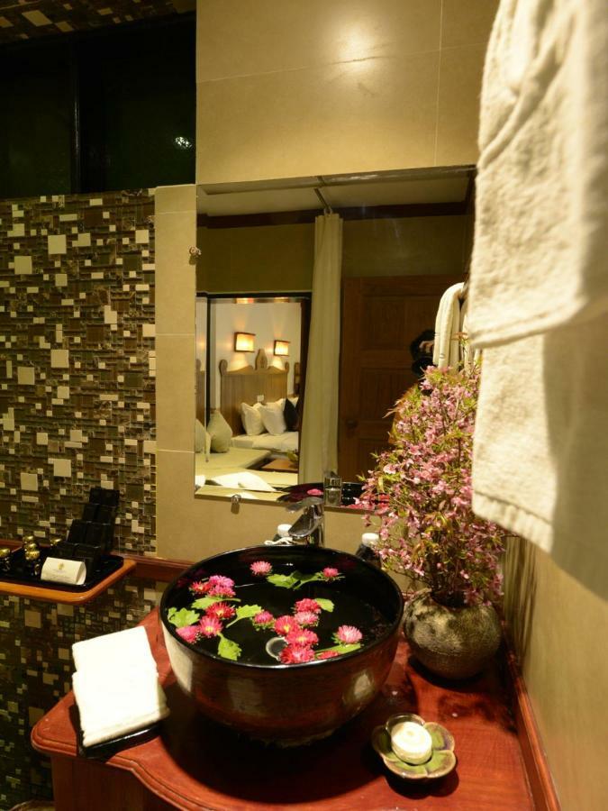 Hotel Amazing Nyaung Shwe Esterno foto