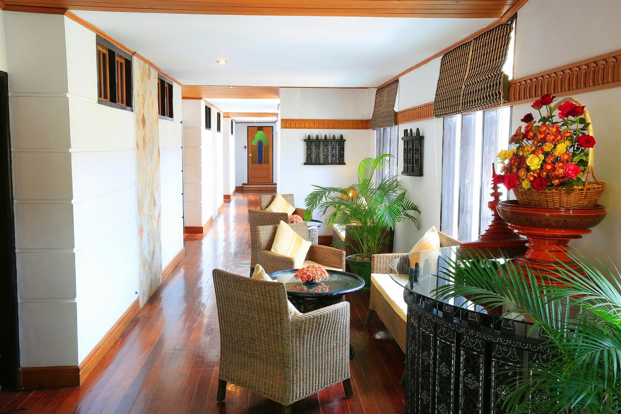 Hotel Amazing Nyaung Shwe Esterno foto