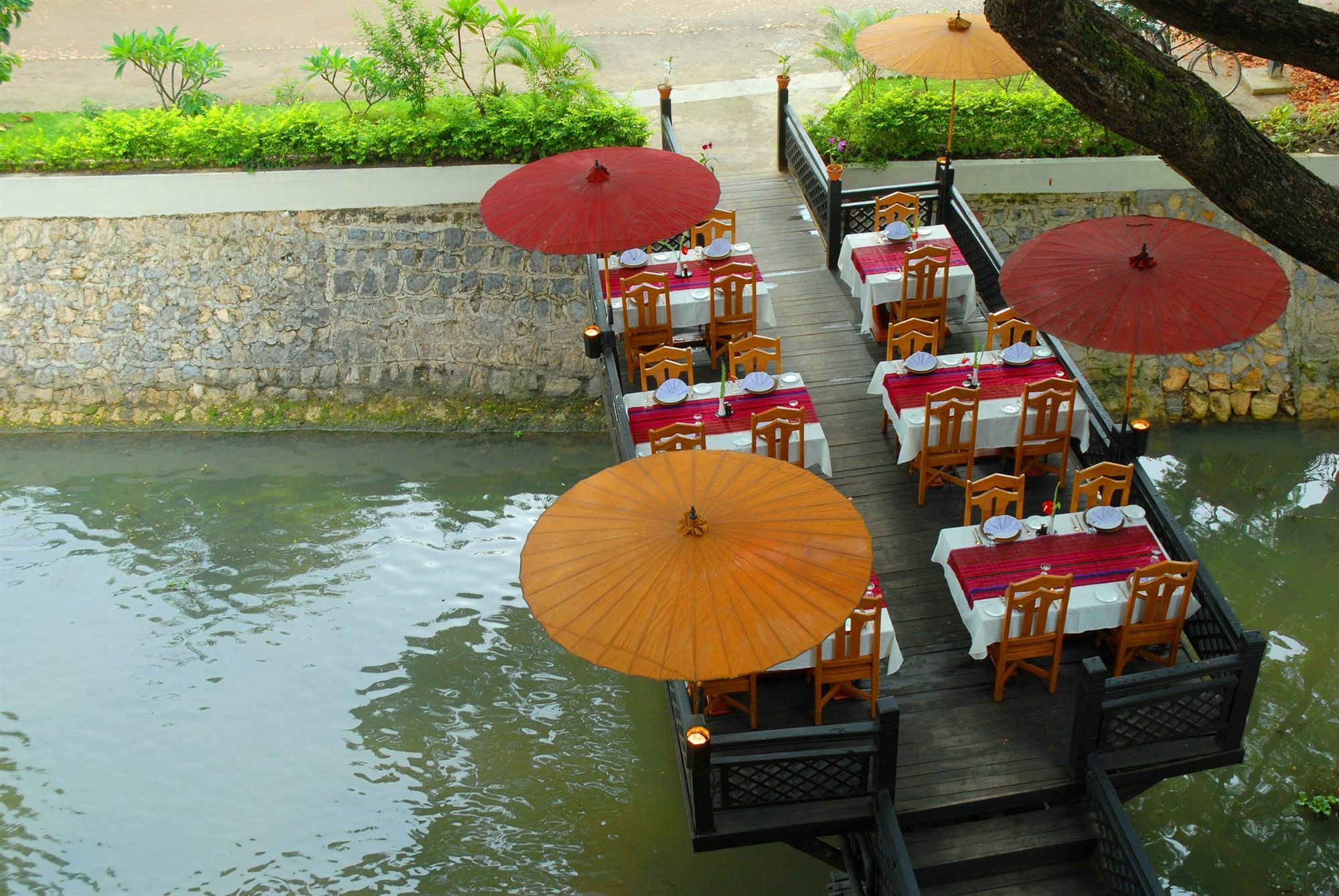 Hotel Amazing Nyaung Shwe Esterno foto