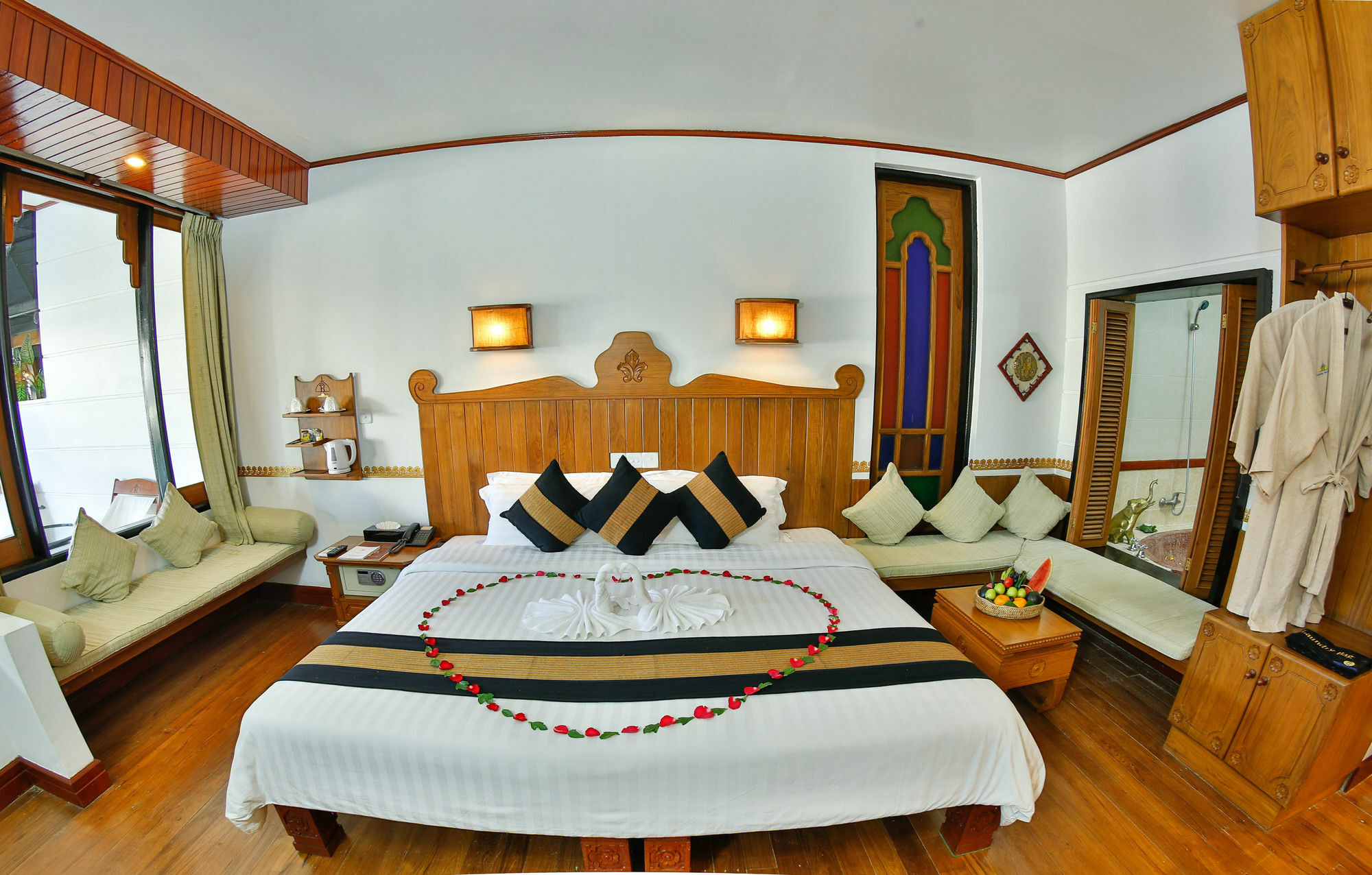 Hotel Amazing Nyaung Shwe Esterno foto